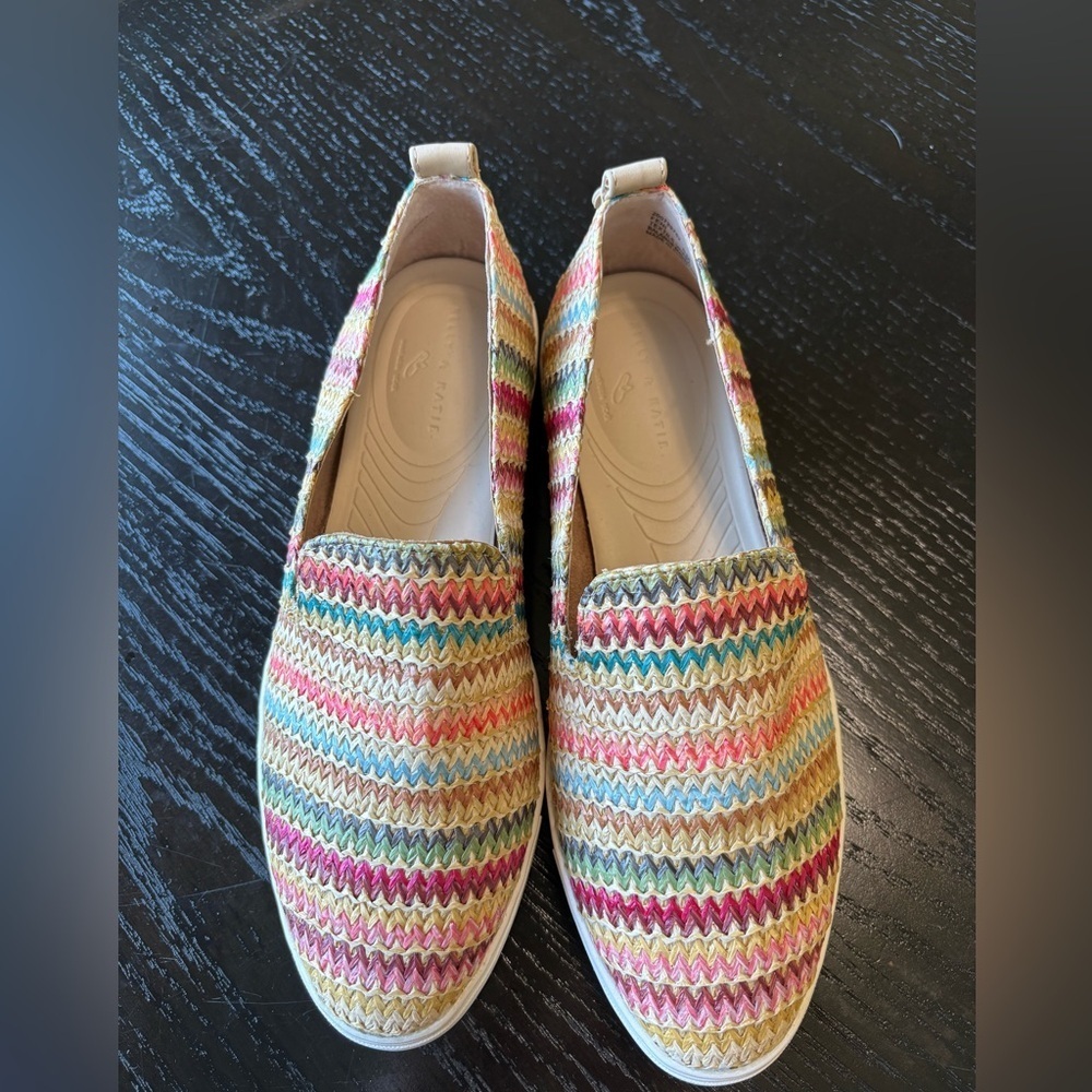 Kelly & Katie Feni Multicolor Chevron Woven Slip-On Sneakers Size 8M